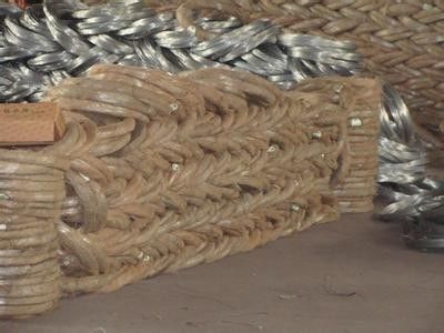 14 Gauge / 12 Gauge Electro-Galvanized Iron Wire For Way Fencing